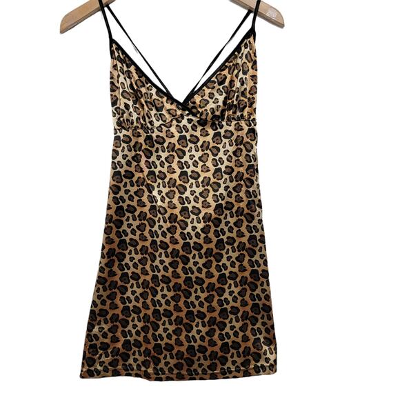Seven til Midnight Leopard Print Halter Tie back Negligee Size Large - Picture 11 of 11